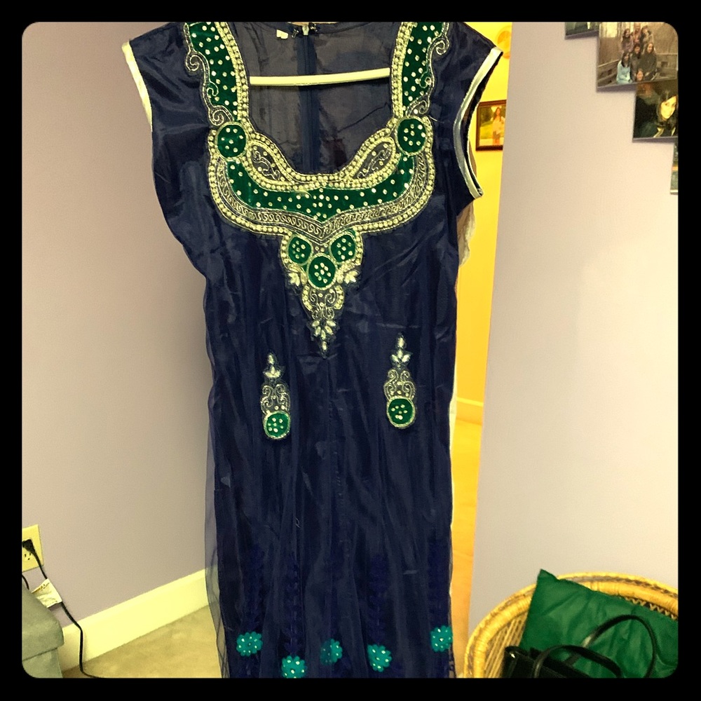 Sleeveless Sensational Anarkali outfit